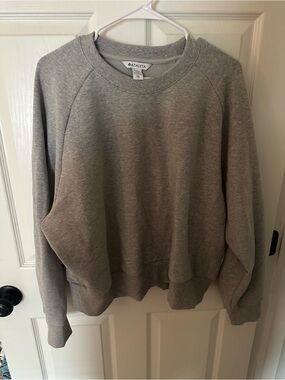 NWT Athleta easy fleece crew